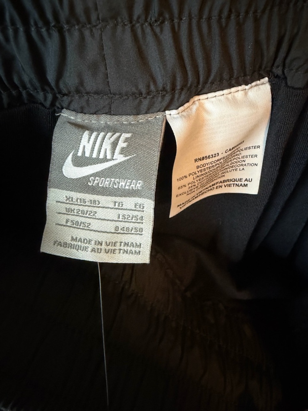 ⚡️NWT Nike Black Athletic Track Pants with Side Stripe - Picture 4 of 5